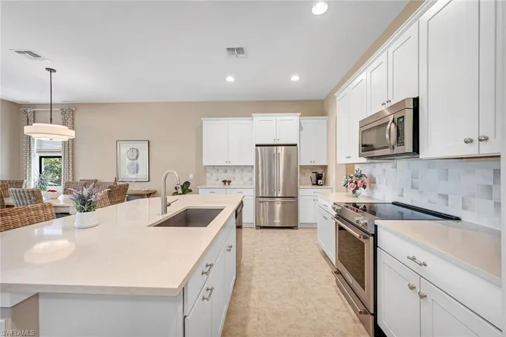 1378  Petone  CT, Naples, FL 34113