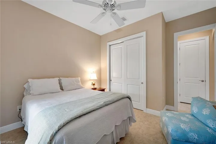 1378  Petone  CT, Naples, FL 34113