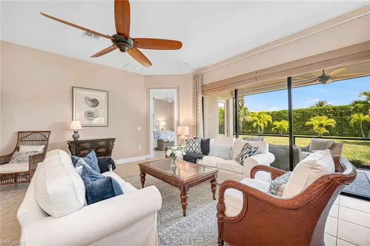 1378  Petone  CT, Naples, FL 34113