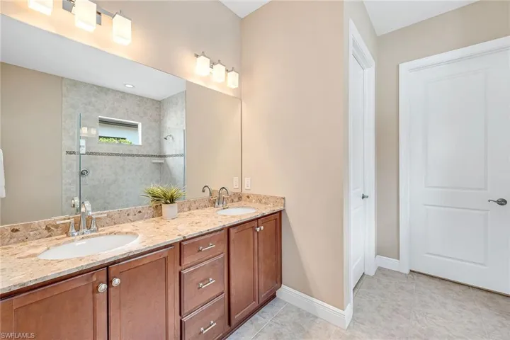 1378  Petone  CT, Naples, FL 34113