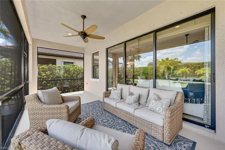 1378  Petone  CT, Naples, FL 34113