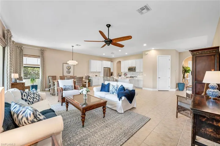 1378  Petone  CT, Naples, FL 34113