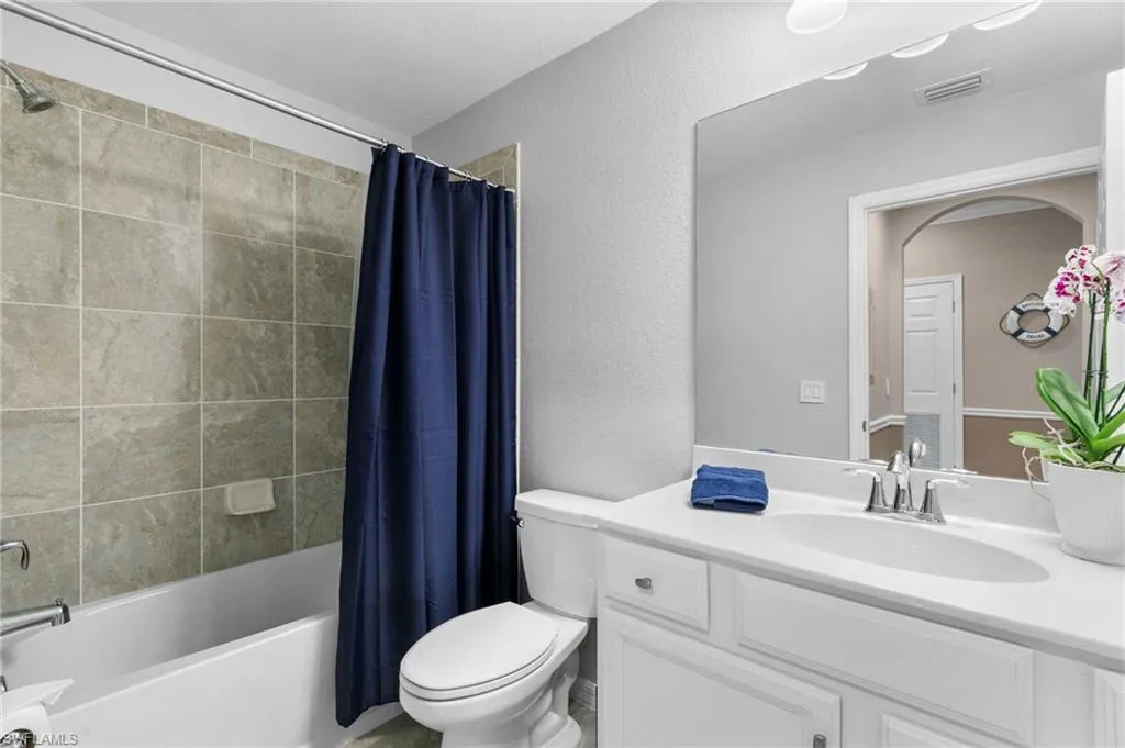 9596 Trevi CT, Naples, FL 34113,224089611