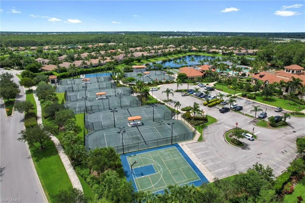 9596 Trevi CT, Naples, FL 34113,224089611