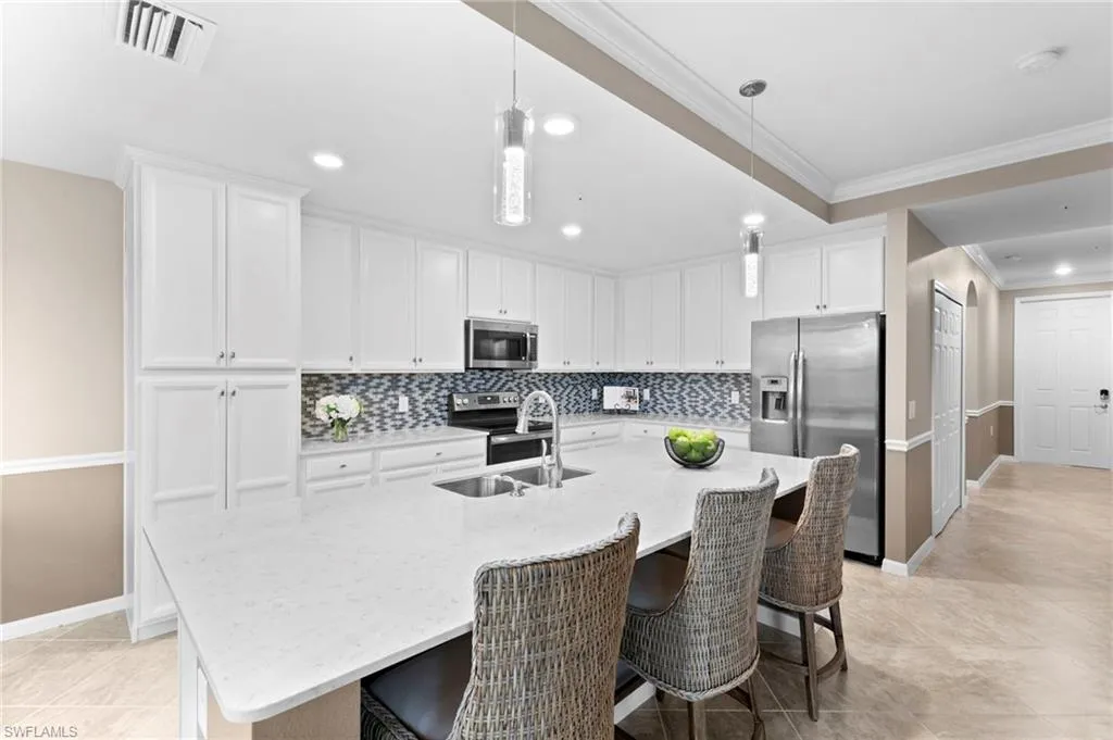 9596 Trevi CT, Naples, FL 34113,224089611