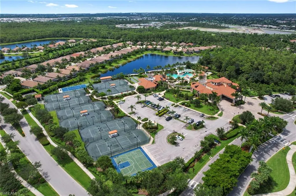 9596 Trevi CT, Naples, FL 34113,224089611