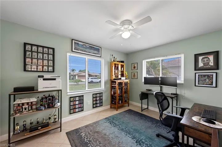 3923 1st Ave, Cape Coral, Florida 33914