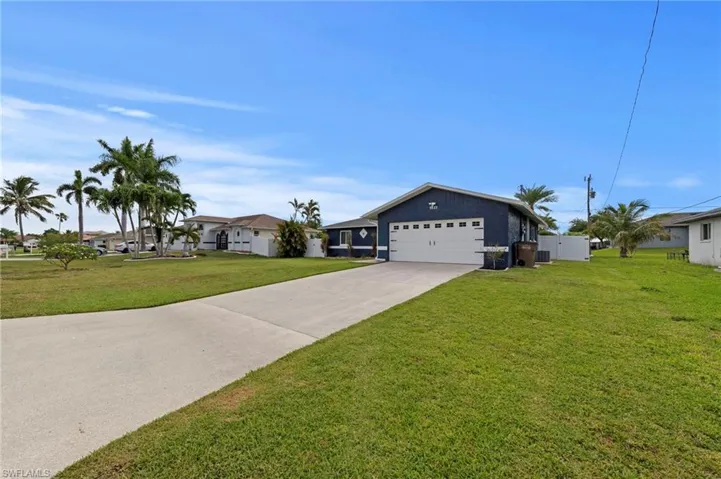 3923 1st Ave, Cape Coral, Florida 33914