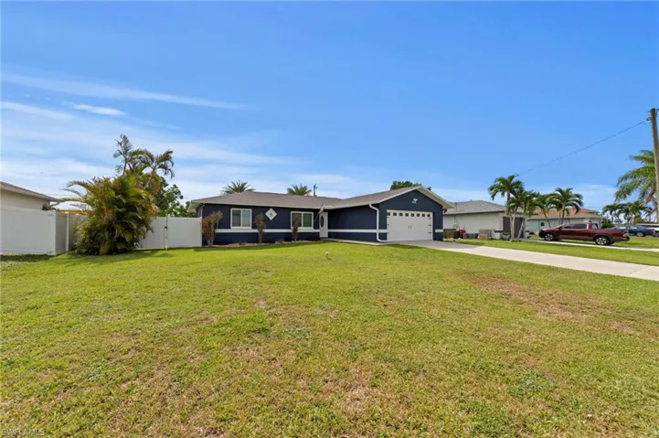 3923 1st Ave, Cape Coral, Florida 33914