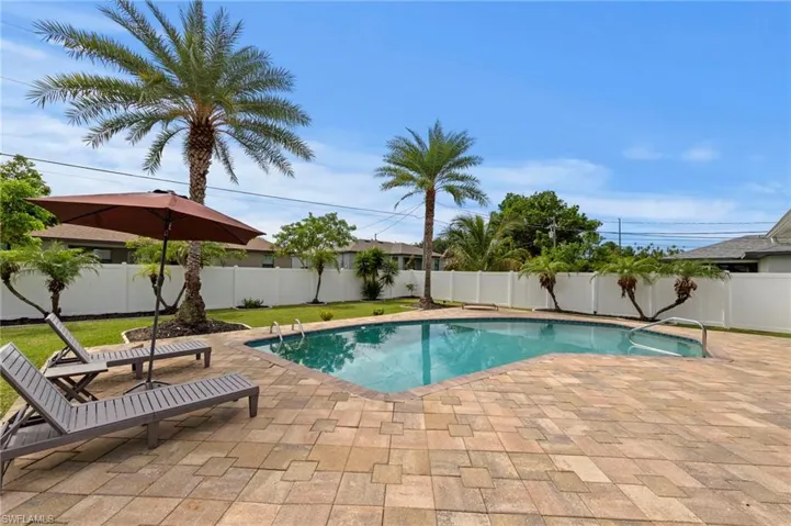 3923 1st Ave, Cape Coral, Florida 33914