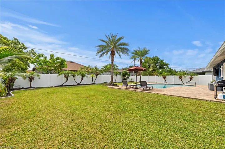 3923 1st Ave, Cape Coral, Florida 33914