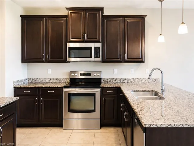 3878 Burrfield St, Fort Myers, Florida 33916