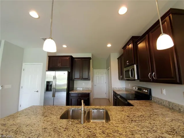 3878  Burrfield  ST, Fort Myers, FL 33916