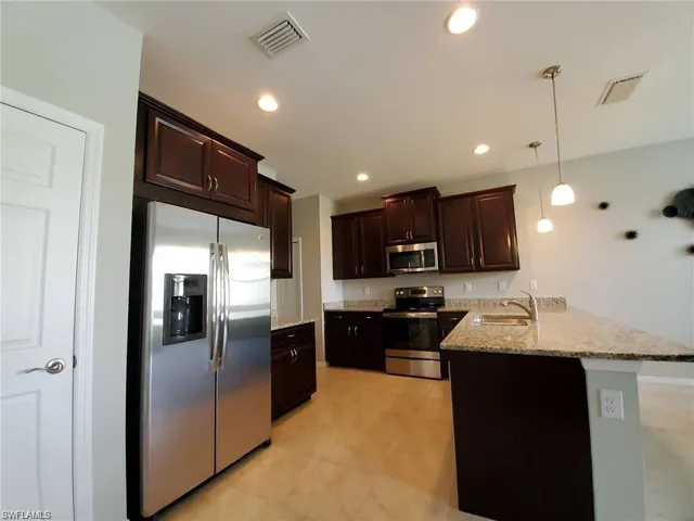3878  Burrfield  ST, Fort Myers, FL 33916