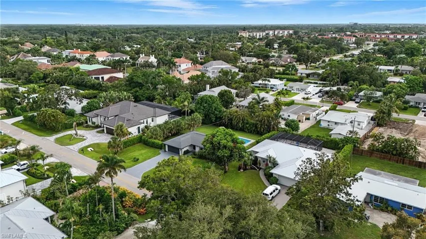 1132  Cypress Woods  DR, Naples, FL 34103