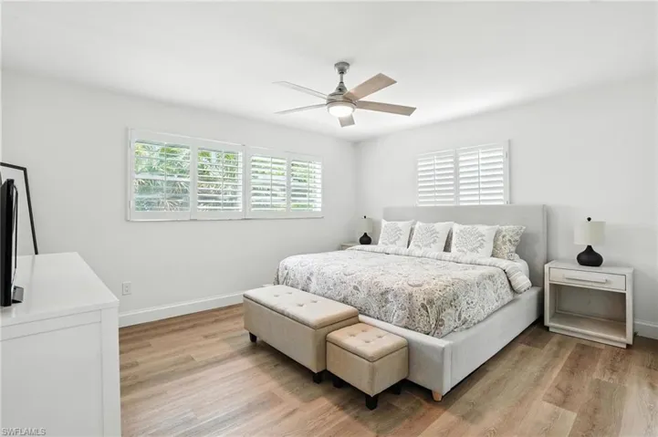 1132  Cypress Woods  DR, Naples, FL 34103