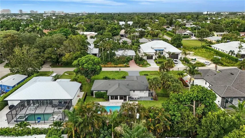 1132  Cypress Woods  DR, Naples, FL 34103
