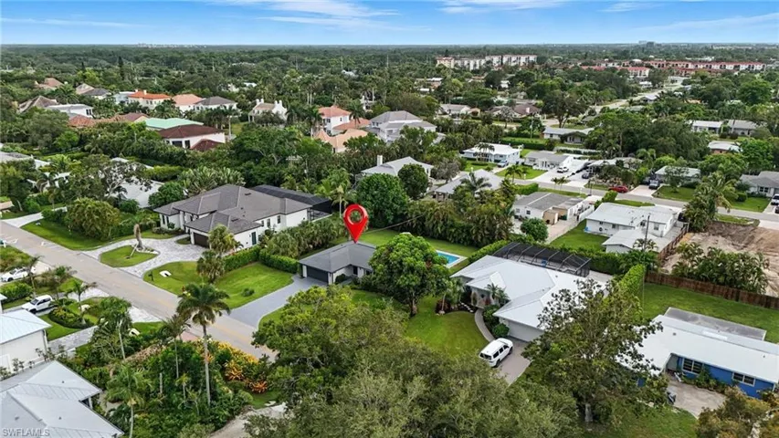 1132  Cypress Woods  DR, Naples, FL 34103