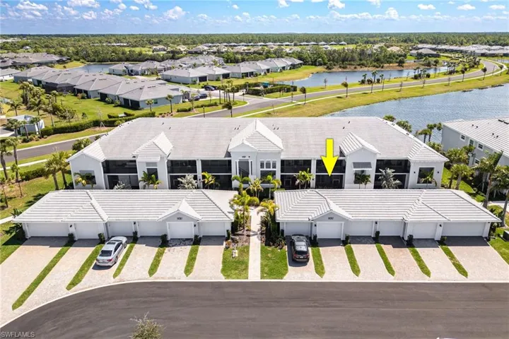 Beautiful condo with 1-car garage