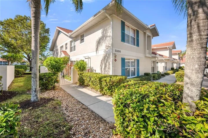 Entry at side of property