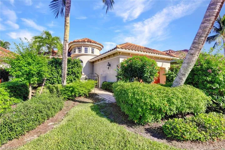 9008 Cherry Oaks Trl, Naples, Florida 34114