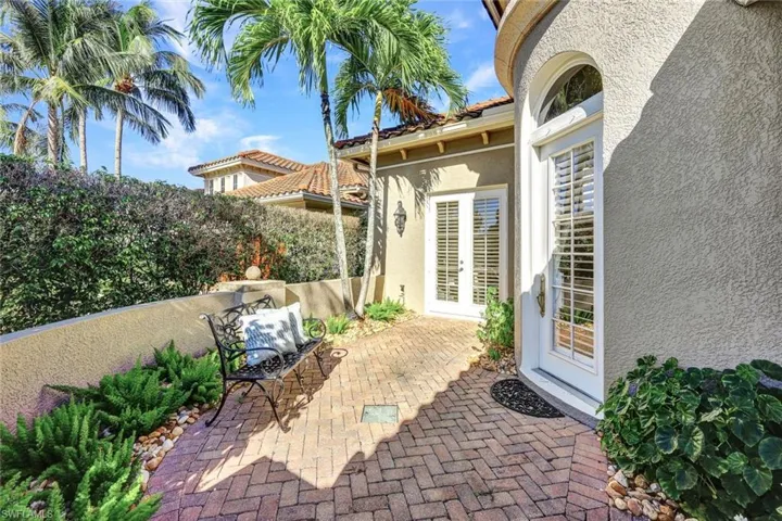 9008 Cherry Oaks Trl, Naples, Florida 34114