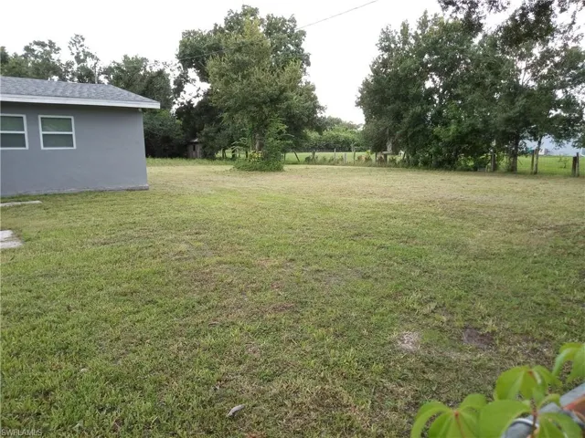 Looking at right side of yard