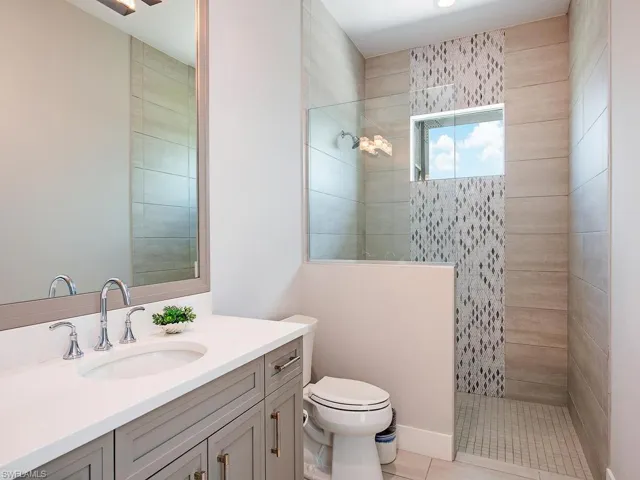 6250 Lightbourn Way, Naples, Florida 34113