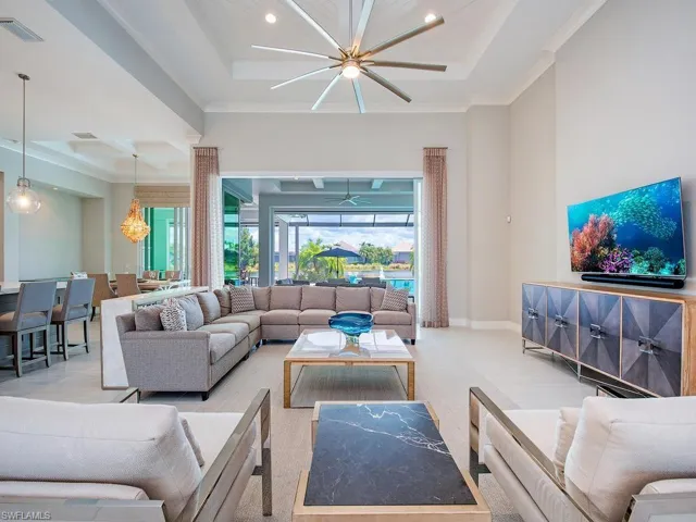 6250 Lightbourn Way, Naples, Florida 34113