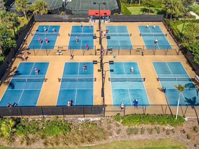 6250 Lightbourn Way, Naples, Florida 34113