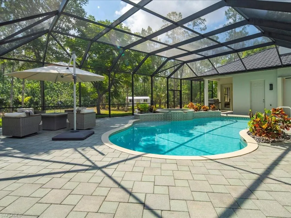 2360 19th ST, Naples, FL 34117,225049456