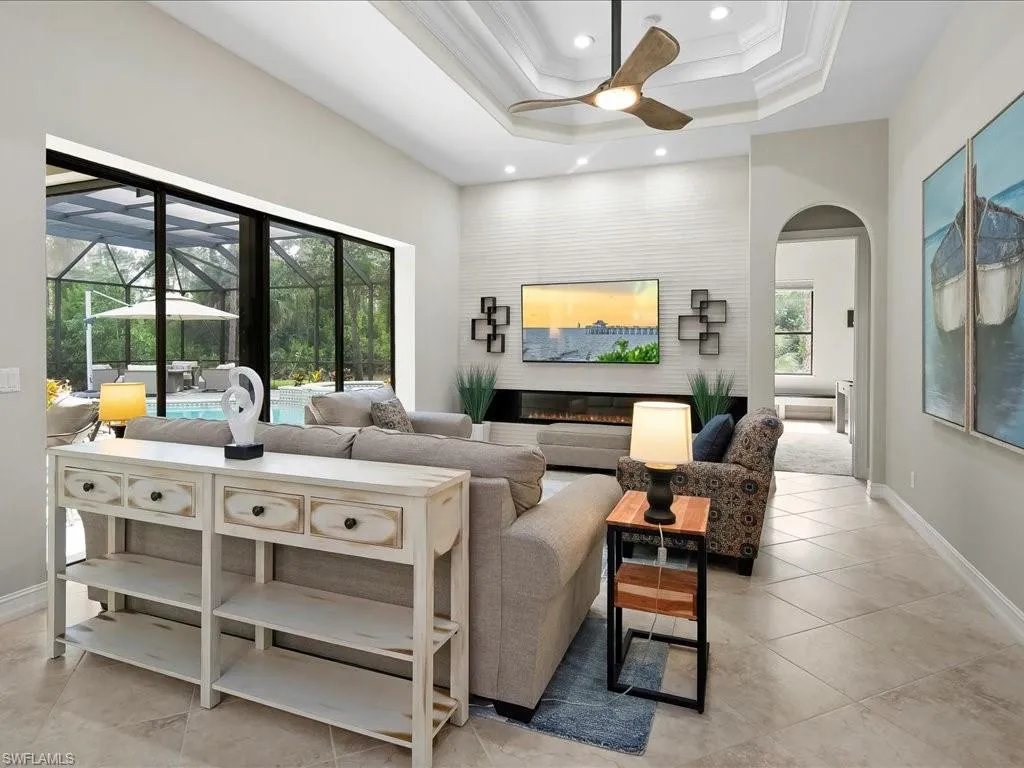 2360 19th ST, Naples, FL 34117,225049456
