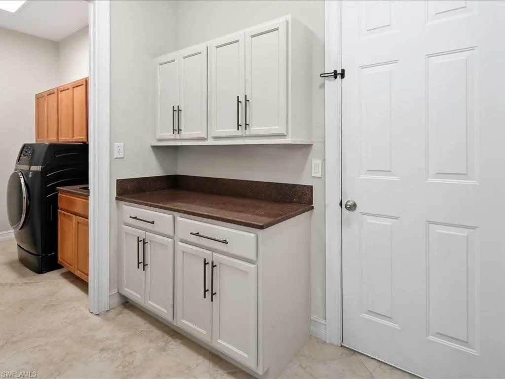 2360 19th ST, Naples, FL 34117,225049456