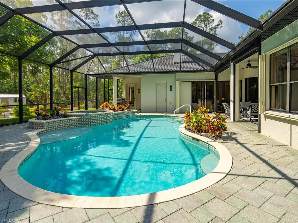 2360 19th ST, Naples, FL 34117,225049456