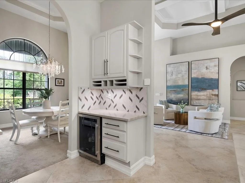 2360 19th ST, Naples, FL 34117,225049456