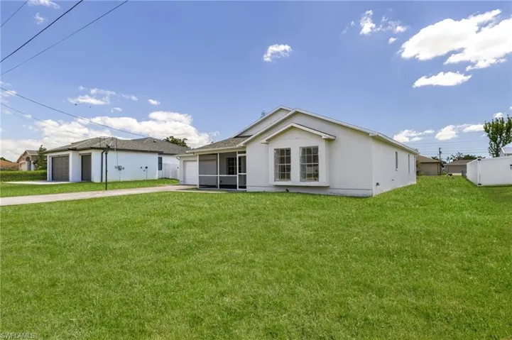 226 SE 6th  TER, Cape Coral, FL 33990