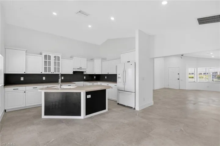 226 SE 6th  TER, Cape Coral, FL 33990