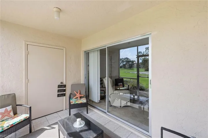 1075 Foxfire Ln 103, Naples, Florida 34104
