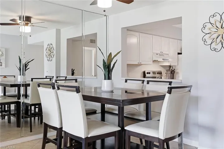 1075 Foxfire Ln 103, Naples, Florida 34104