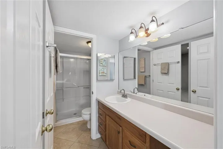1075 Foxfire Ln 103, Naples, Florida 34104