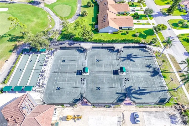 1075 Foxfire Ln 103, Naples, Florida 34104