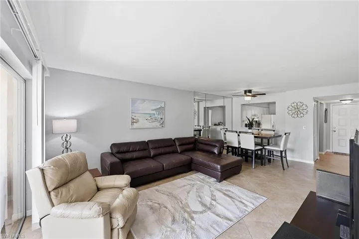 1075 Foxfire Ln 103, Naples, Florida 34104