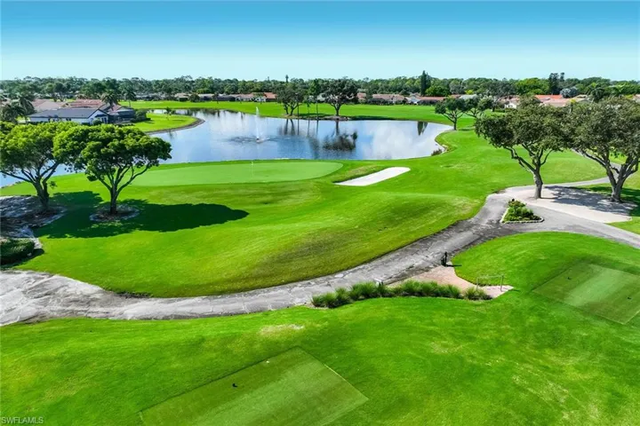 1075 Foxfire Ln 103, Naples, Florida 34104
