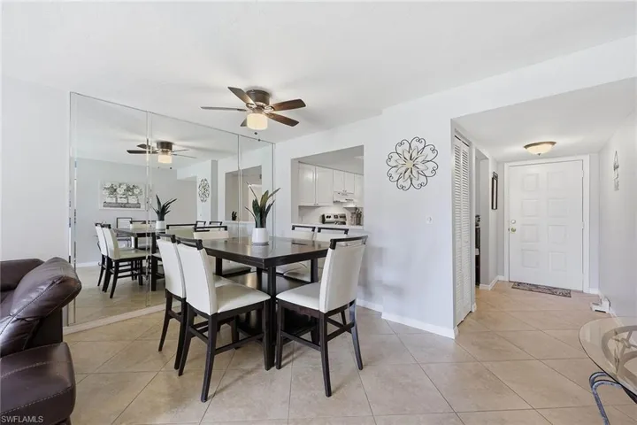 1075 Foxfire Ln 103, Naples, Florida 34104