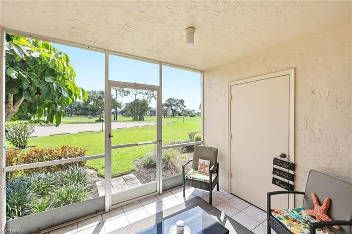1075 Foxfire Ln 103, Naples, Florida 34104
