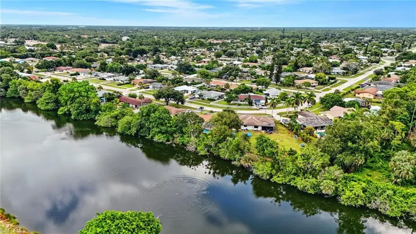 3315  Bolero  WAY, Naples, FL 34105