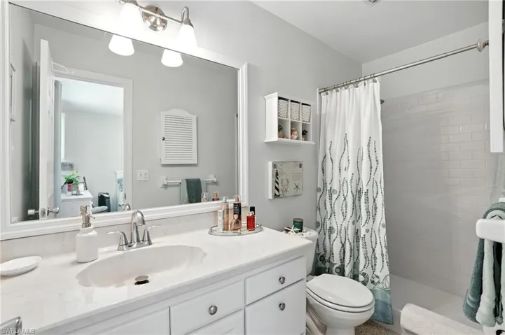 3315  Bolero  WAY, Naples, FL 34105