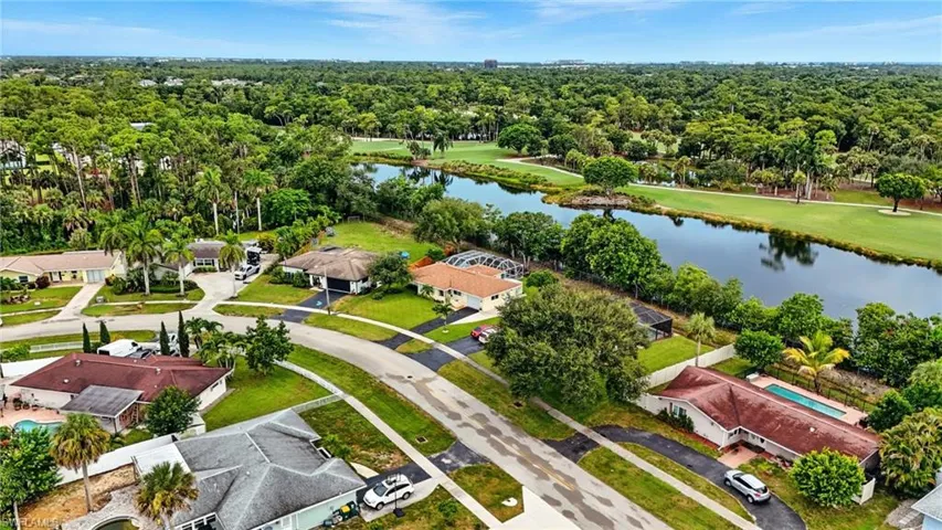 3315  Bolero  WAY, Naples, FL 34105
