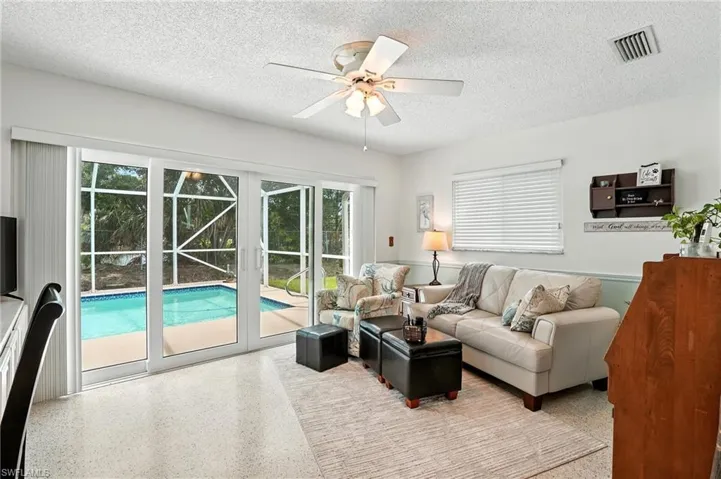 3315  Bolero  WAY, Naples, FL 34105