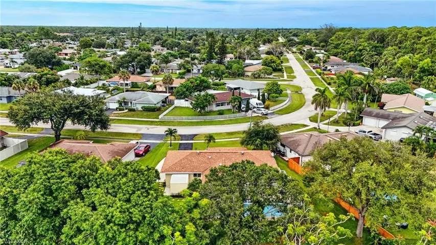 3315  Bolero  WAY, Naples, FL 34105